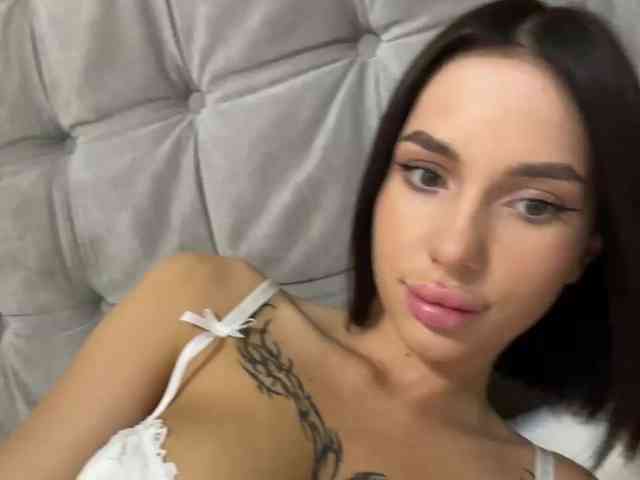 BabyDarii webcam