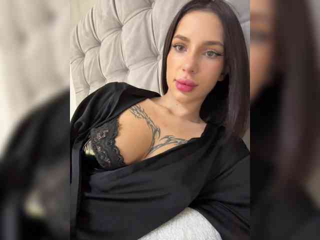 BabyDarii webcam
