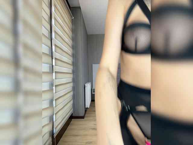 BabyDarii Live Webcam on BongaCams