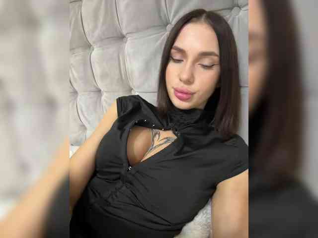 BabyDarii webcam