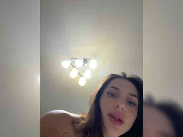BabyDarii webcam
