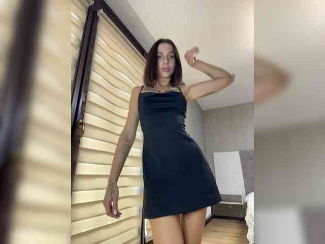 BabyDarii Sex Cam Show