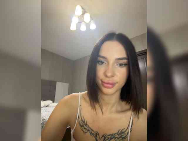 BabyDarii webcam