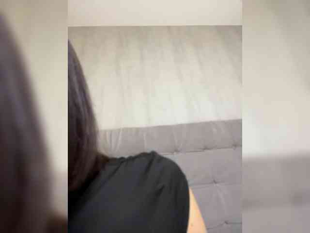 BabyDarii webcam