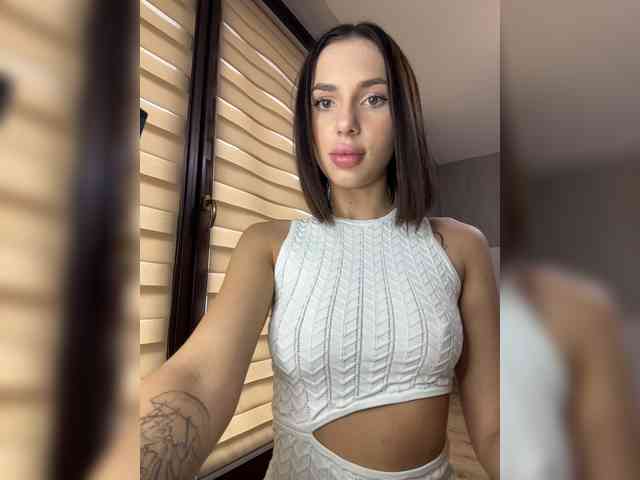 BabyDarii Sex Cam Show