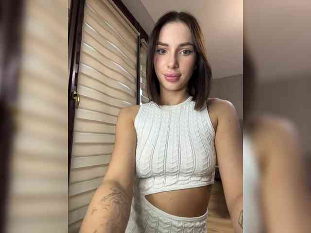 BabyDarii Sex Cam Show