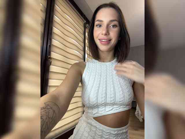 BabyDarii Sex Cam Show