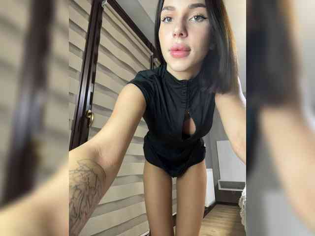 BabyDarii webcam