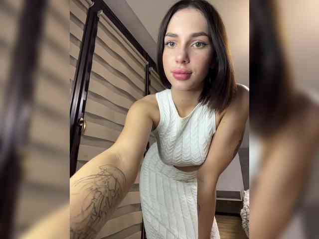 BabyDarii Sex Cam Show