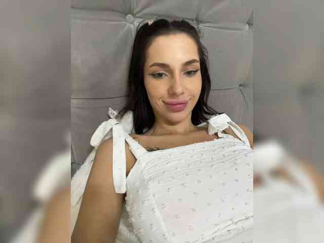 BabyDarii webcam