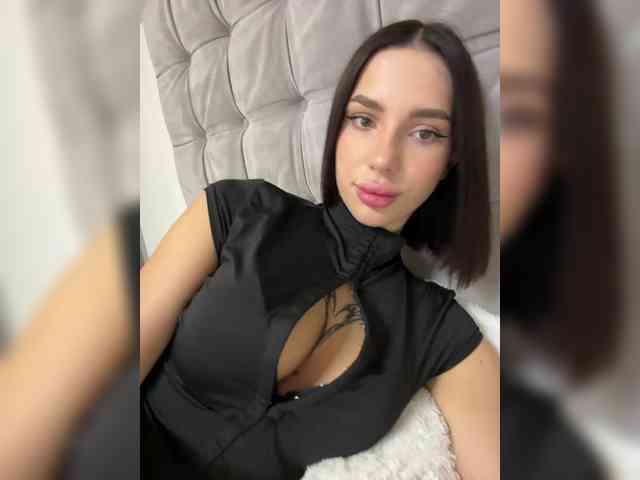 BabyDarii webcam