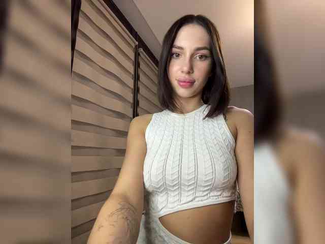 BabyDarii Sex Cam Show