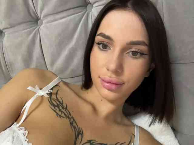 BabyDarii webcam