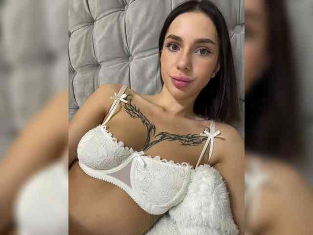 BabyDarii webcam