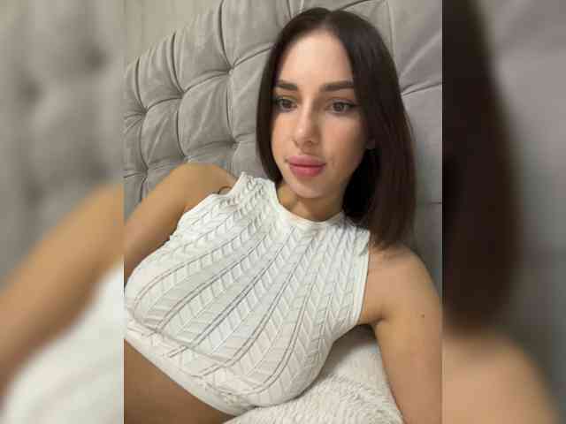 BabyDarii Sex Cam Show