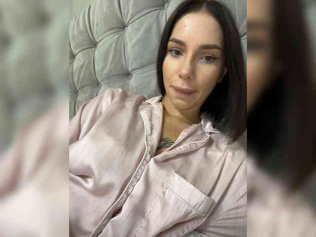BabyDarii webcam