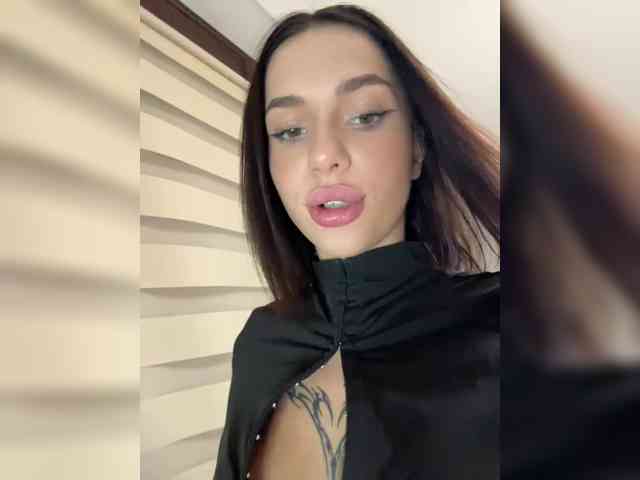 BabyDarii webcam