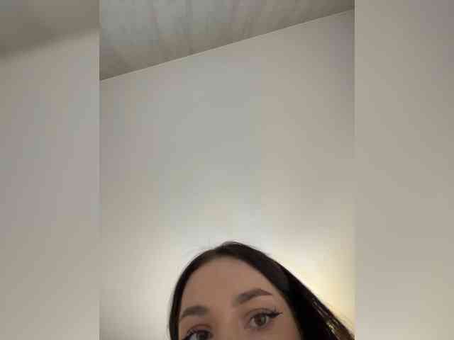 BabyDarii webcam