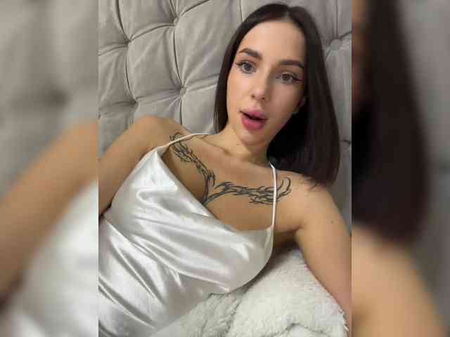 BabyDarii webcam
