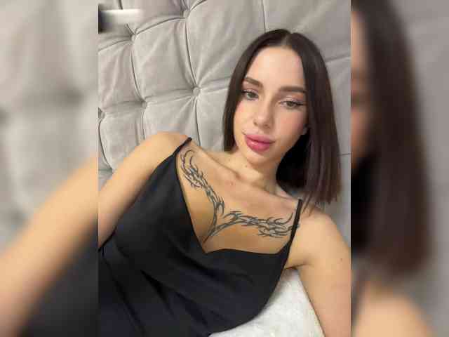 BabyDarii webcam