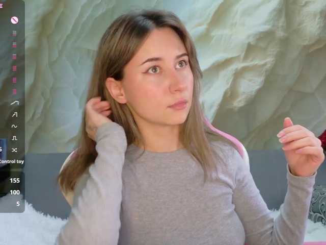 Alisa21-1 live cam on BongaCams