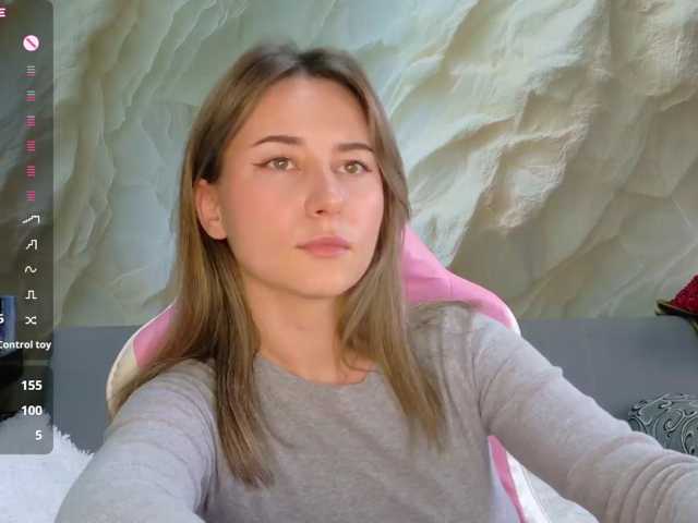 Alisa21-1 live cam on BongaCams