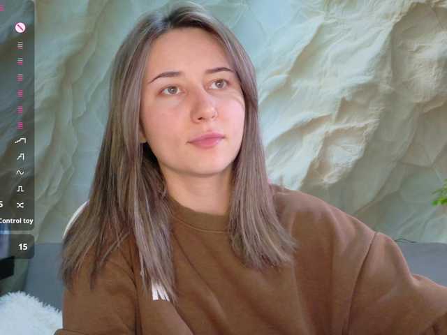 Alisa21-1 live cam on BongaCams