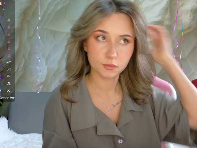 Alisa21-1 live cam on BongaCams