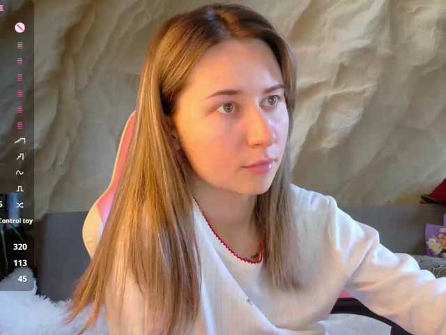 Alisa21-1 live cam on BongaCams