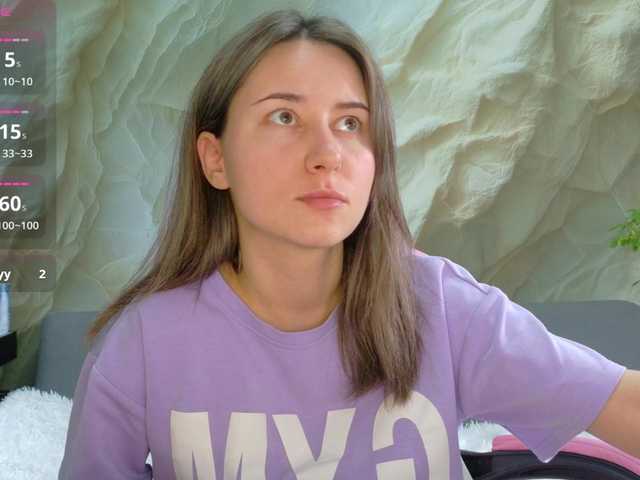 Alisa21-1 live cam on BongaCams