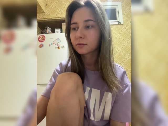 Alisa21-1, live now on BongaCams