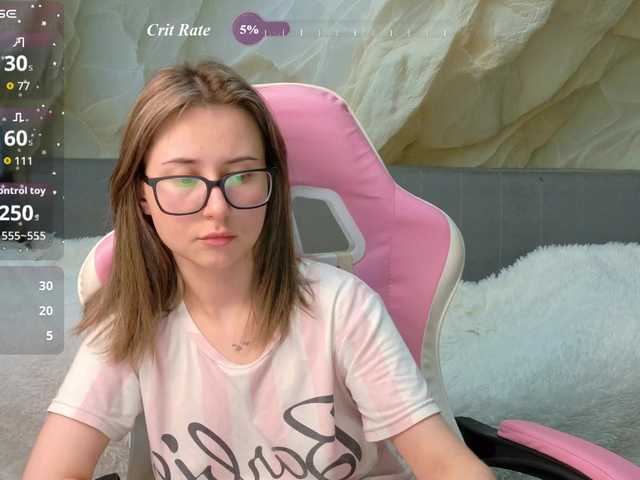 Alisa21-1 live cam on BongaCams