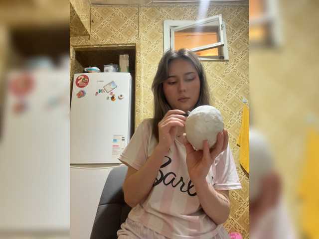 Alisa21-1 live cam on BongaCams