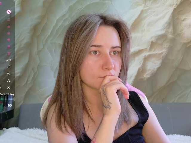 Alisa21-1 live cam on BongaCams