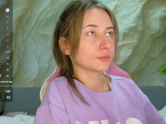 Unearthly live webcam show