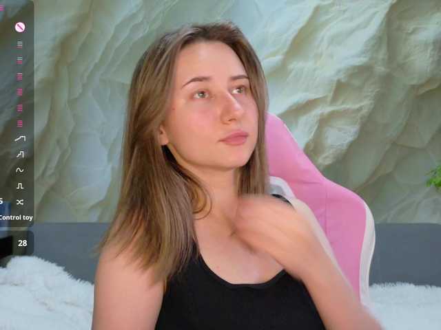 Alisa21-1 live cam on BongaCams
