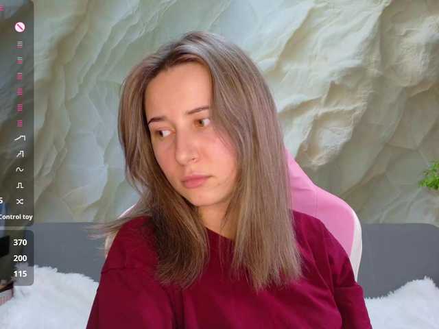 Alisa21-1 live cam on BongaCams