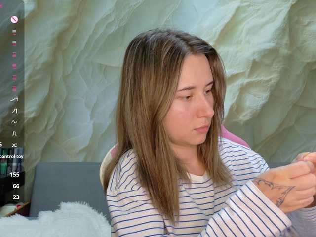 Alisa21-1 live cam on BongaCams