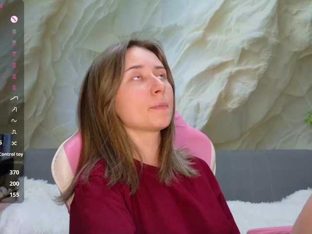 Alisa21-1 live cam on BongaCams