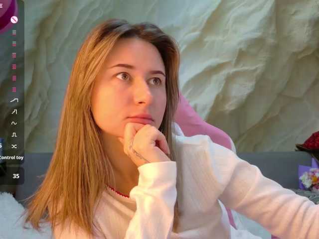 Alisa21-1 live cam on BongaCams