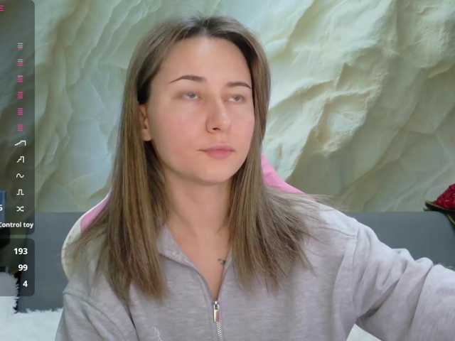 Alisa21-1, live now on BongaCams