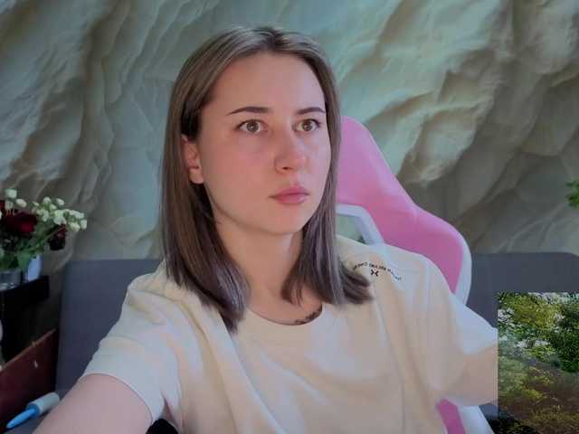 Alisa21-1 live cam on BongaCams