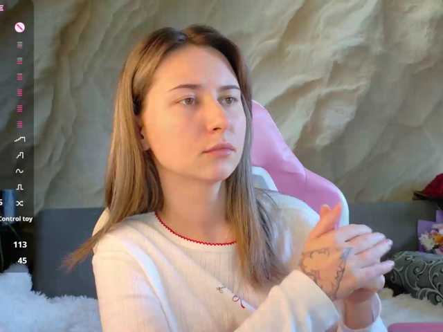 Alisa21-1 live cam on BongaCams