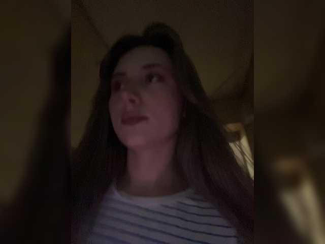 Alisa21-1 live cam on BongaCams