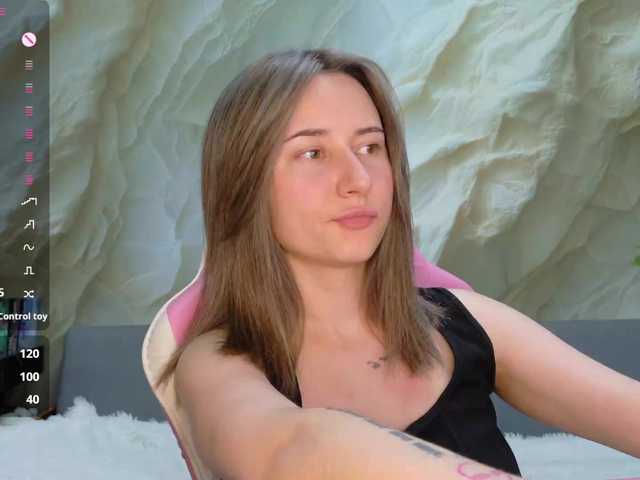 Alisa21-1 live cam on BongaCams