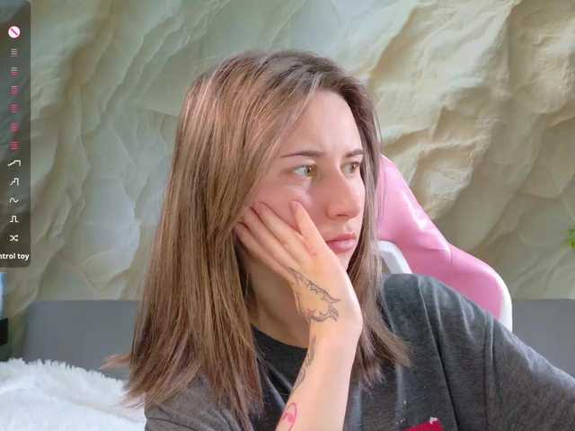 Alisa21-1 live webcam show