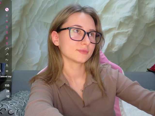 Alisa21-1, live now on BongaCams