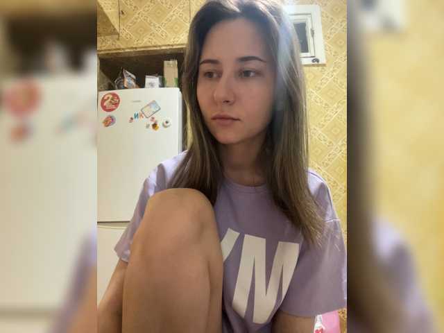 Alisa21-1 live cam on BongaCams
