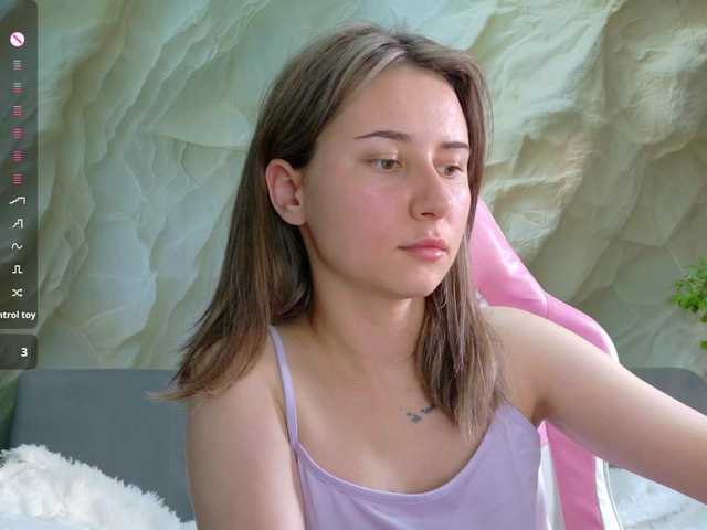 Unearthly live webcam show