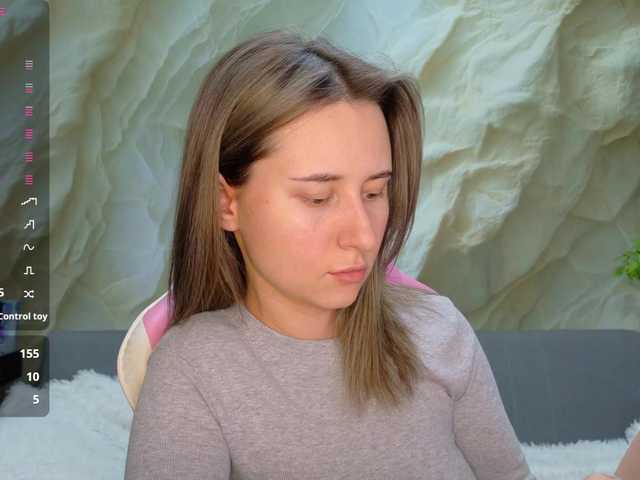 Alisa21-1 live cam on BongaCams